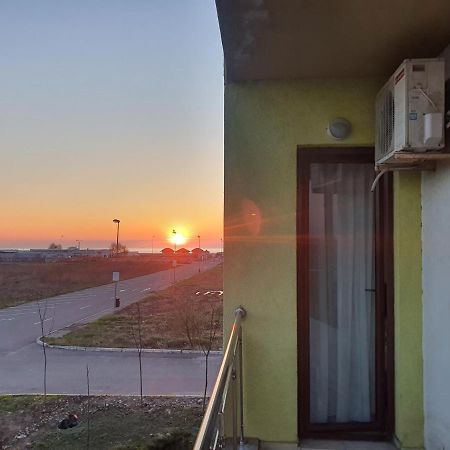 Alegria Summerland Mamaia Buitenkant foto