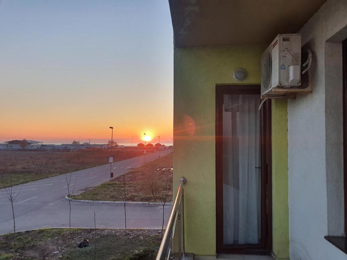 Alegria Summerland Mamaia Buitenkant foto